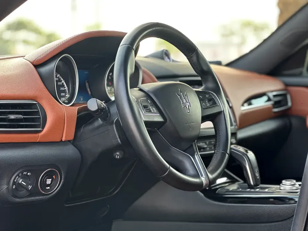 Maserati Levante S Q4 GranLusso 2019 (GCC – Low Mileage – GranLusso Trim – Excellent Condition) - Image 10