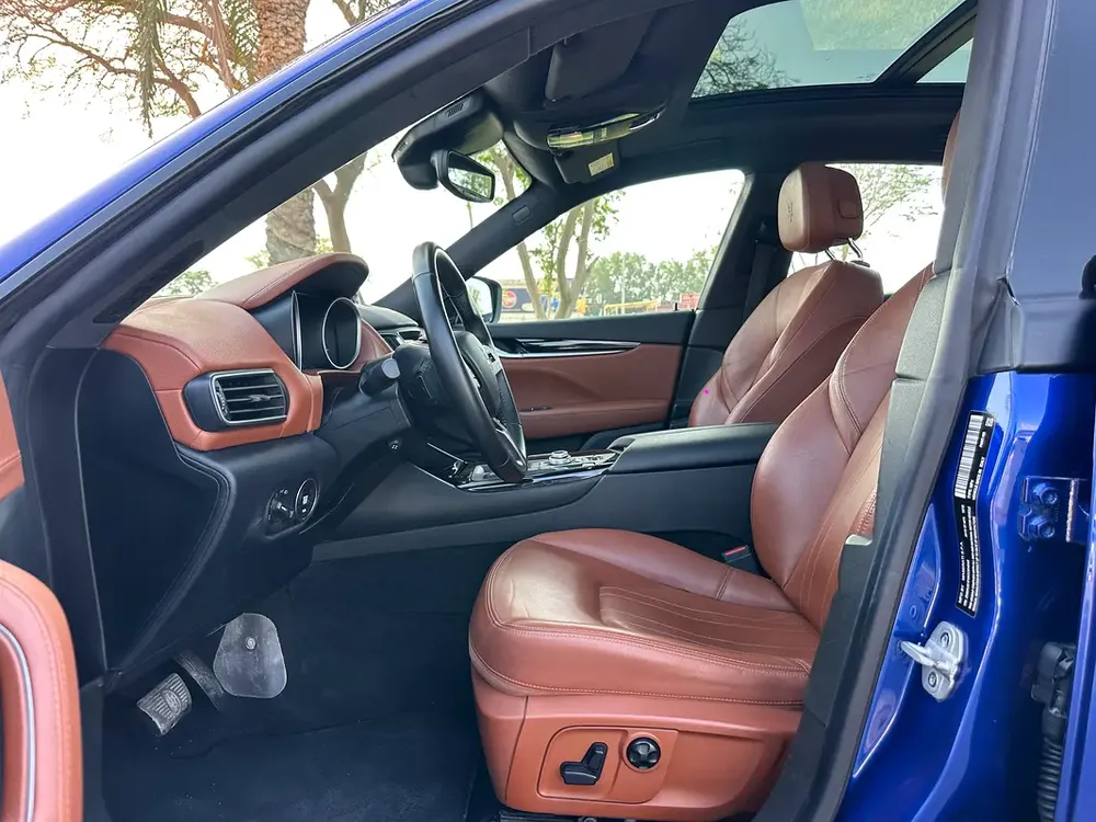 Maserati Levante S Q4 GranLusso 2019 (GCC – Low Mileage – GranLusso Trim – Excellent Condition) - Image 12