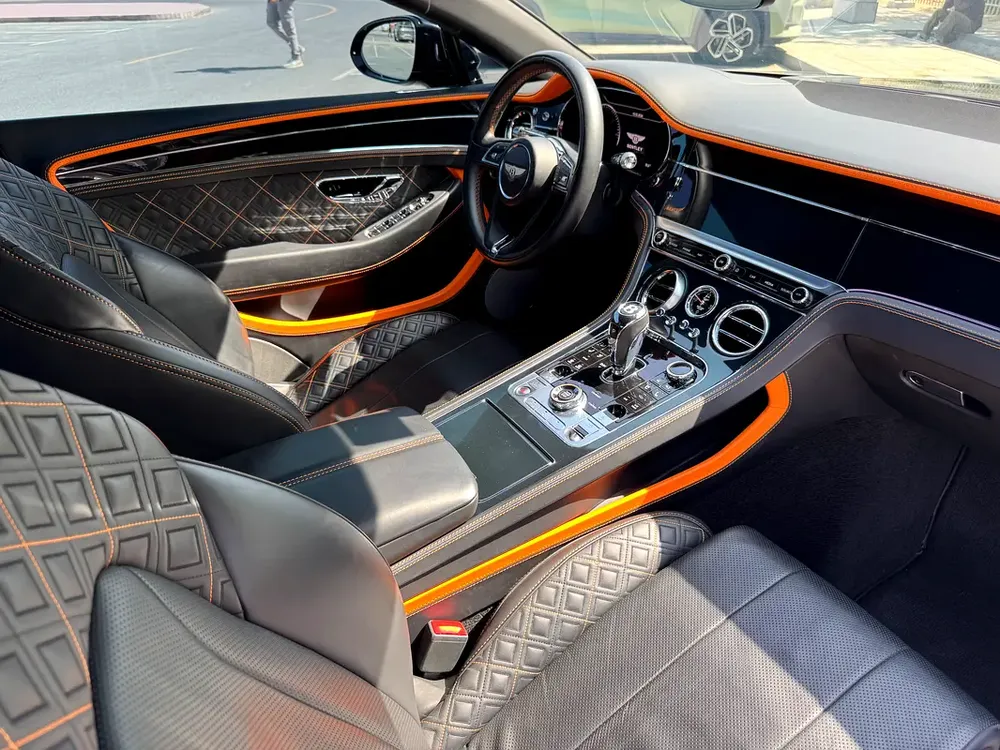BENTLEY CONTINENTAL GT FIRST EDITION*GCC*CLEAN SERVICE HISTORY*FRESH SERVICE DONE*UNDER WARRANTY* - Image 11
