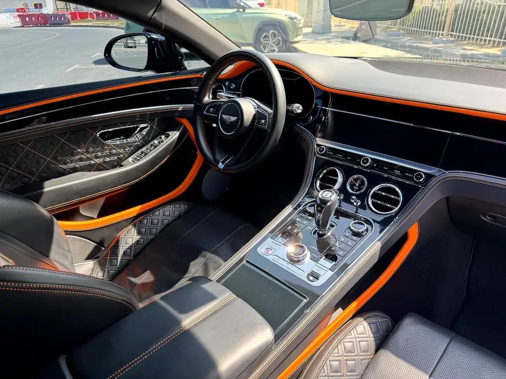 BENTLEY CONTINENTAL GT FIRST EDITION*GCC*CLEAN SERVICE HISTORY*FRESH SERVICE DONE*UNDER WARRANTY* - Image 13