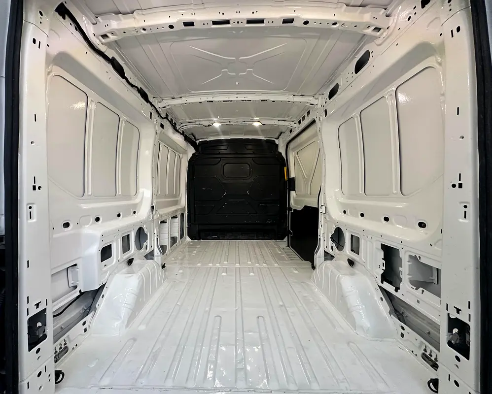 Ford Transit Custom 330L 2021 GCC Specs - Image 7