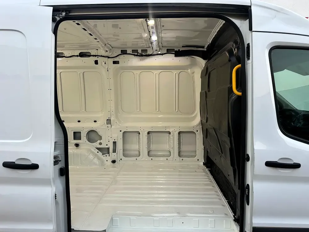 Ford Transit Custom 330L 2021 GCC Specs - Image 8