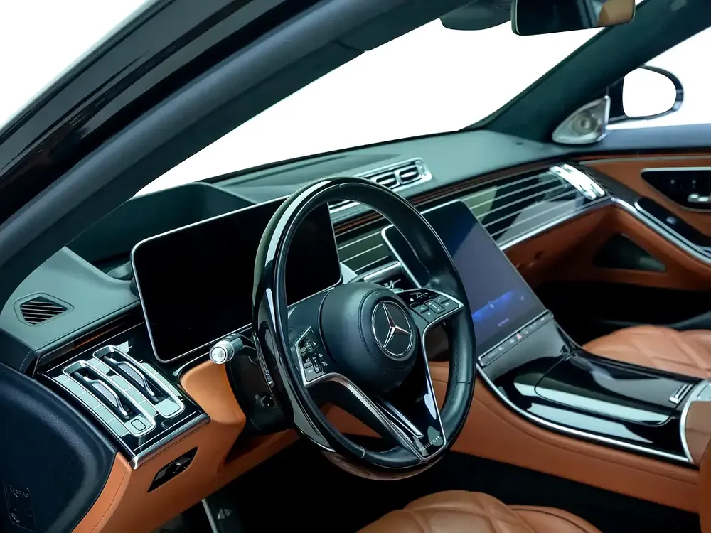 2023 | Mercedes Benz | S680 Maybach | GCC Spec - Image 8