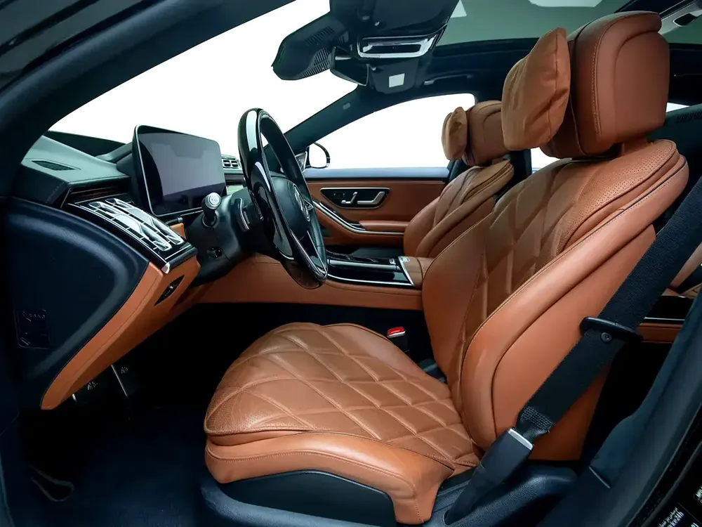 2023 | Mercedes Benz | S680 Maybach | GCC Spec - Image 9