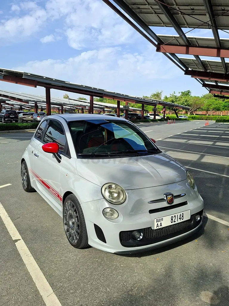2012 Abarth 500 - European Specs - 5-speed manual gearbox