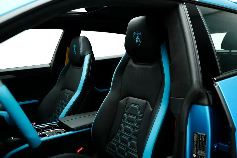2026 LAMBORGHINI URUS SE - Image 8