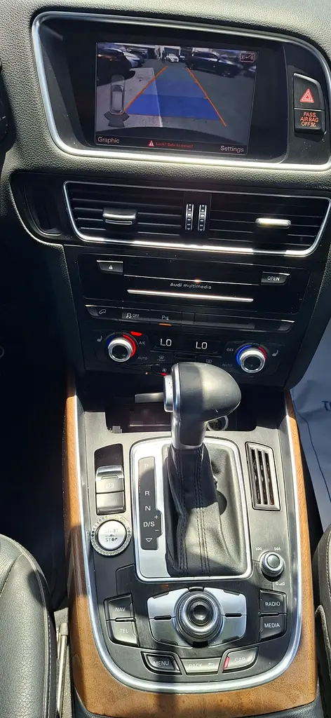 Audi Q5 2.0 TFSI Quattro Tiptronic 2017 - American Specs - Excellent Condition - Image 7