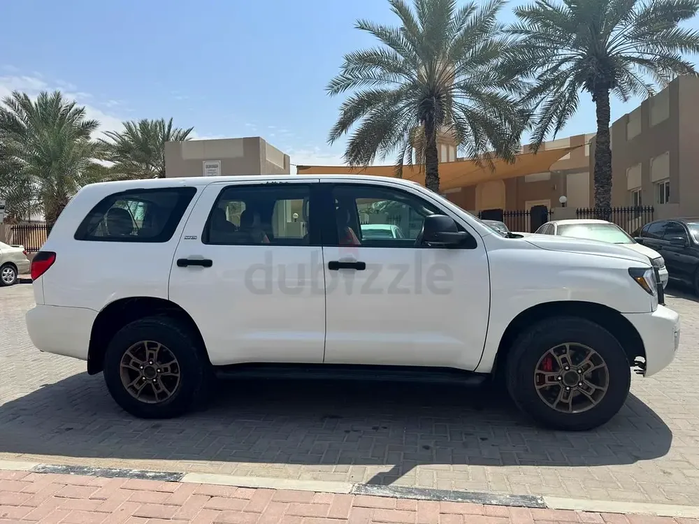 Urgent Sale: Toyota 2013 – Neat, Clean  Well Maintained | Excellent Condition - Image 5