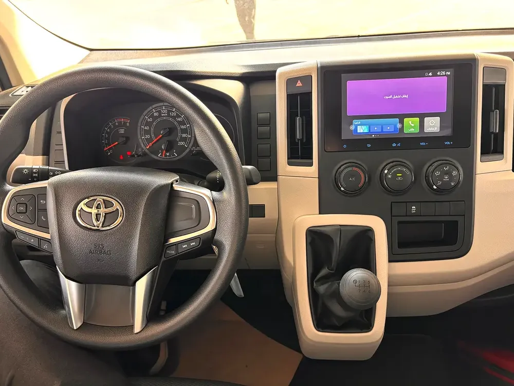 Toyota Hiace Standard 2026 - GCC Specs - Brand New - Image 10