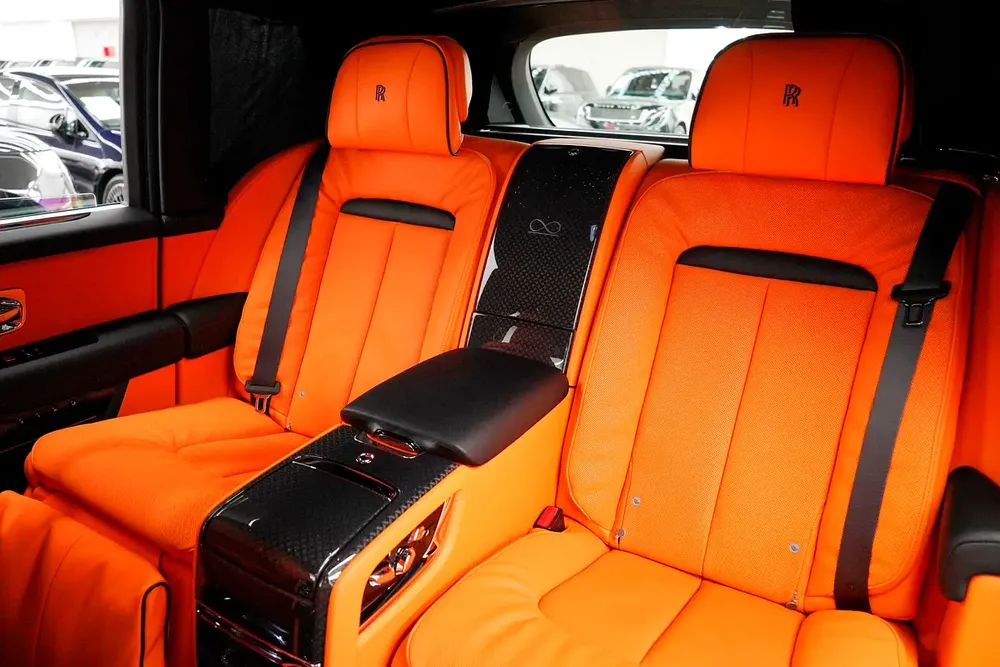 2025 ROLLS ROYCE CULLINAN BLACK BADGE SERIES II / GCC / DEALER WARRANTY AND SERVICE CONTRACT - Image 15