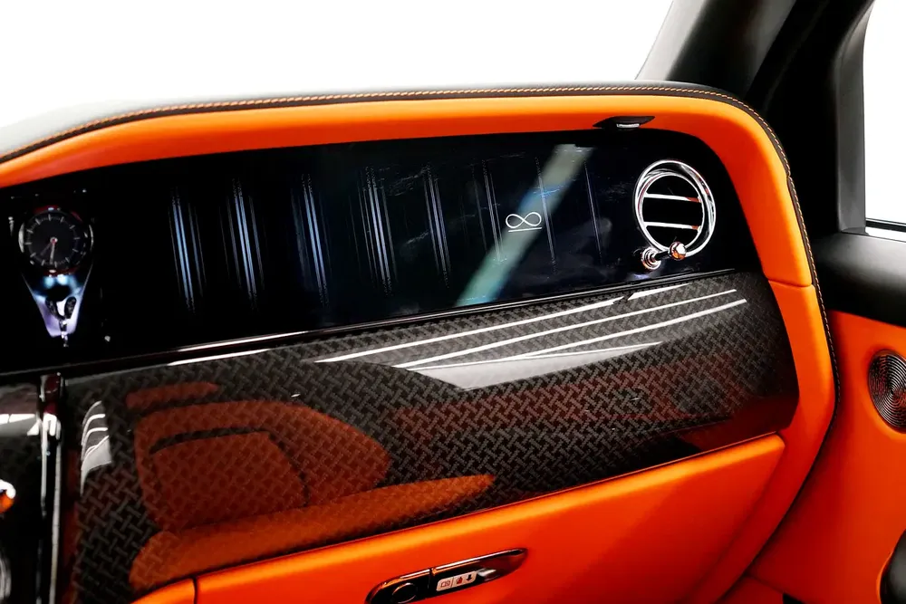 2025 ROLLS ROYCE CULLINAN BLACK BADGE SERIES II / GCC / DEALER WARRANTY AND SERVICE CONTRACT - Image 16
