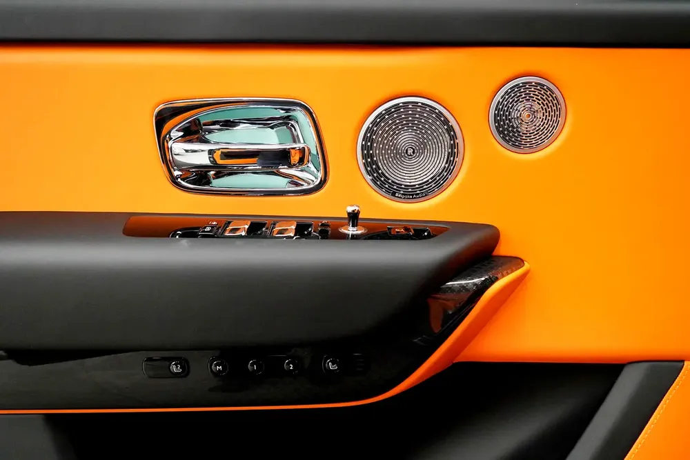 2025 ROLLS ROYCE CULLINAN BLACK BADGE SERIES II / GCC / DEALER WARRANTY AND SERVICE CONTRACT - Image 17