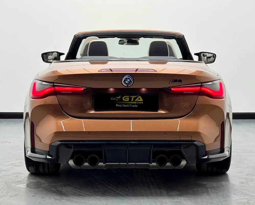 2022 BMW M4 Competition, BMW Warranty+Service Contract+Full Service History, Full PPF, GCC - Image 6