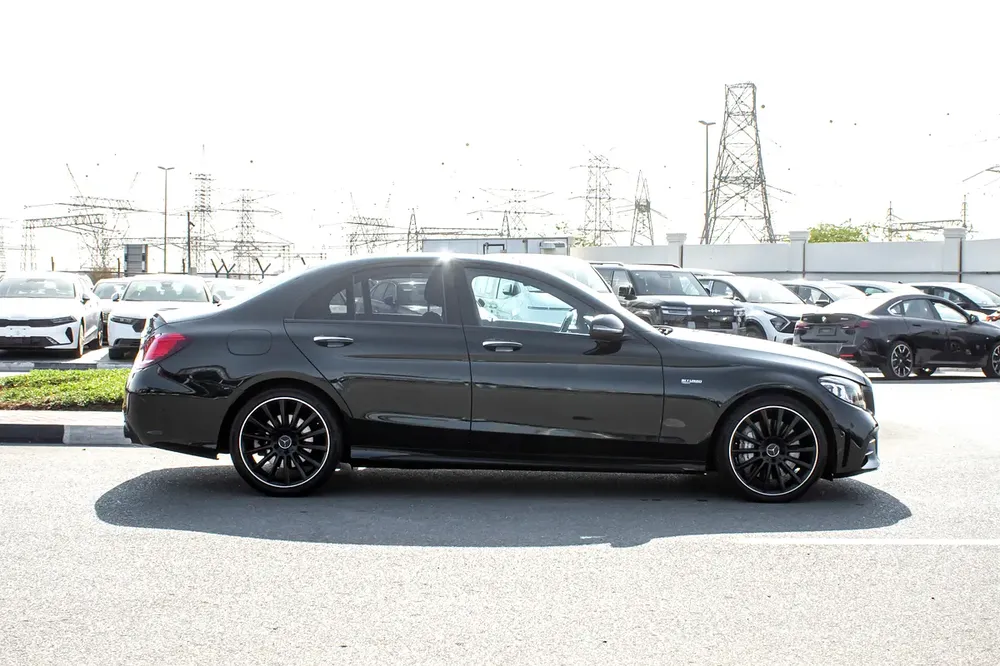 2019 - BENZ C43 AMG - IMMACULATE CONDITION - ONLY 41,000 KM DONE - Image 4