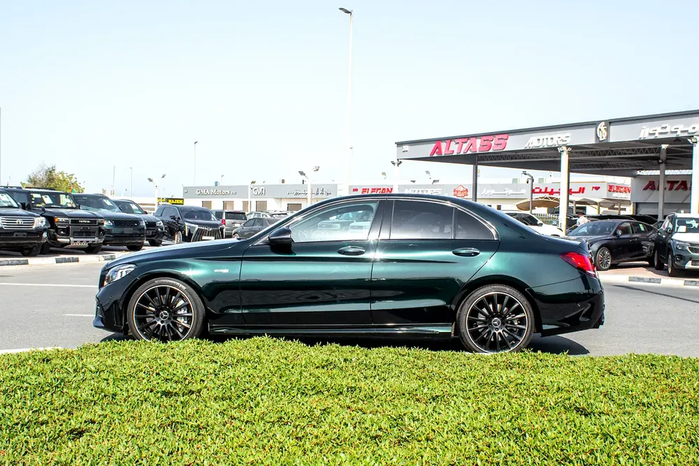 2019 - BENZ C43 AMG - IMMACULATE CONDITION - ONLY 41,000 KM DONE - Image 5