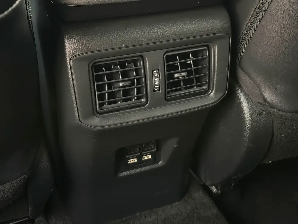 2021 TOYOTA RAV4 XSE HYBRID AWD FULL OPTIONS IMPORTED FROM USA - Image 18