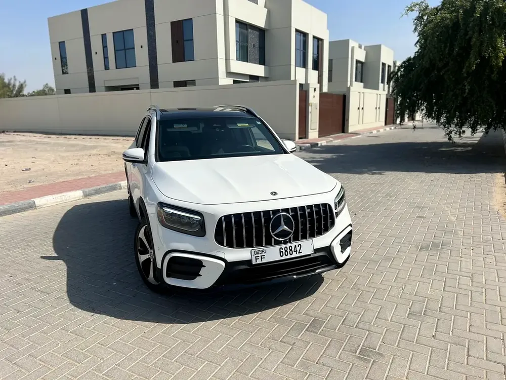 2024 Mercedes-Benz GLB 250 4MATIC - American Specs - GCC Ready! - Image 10