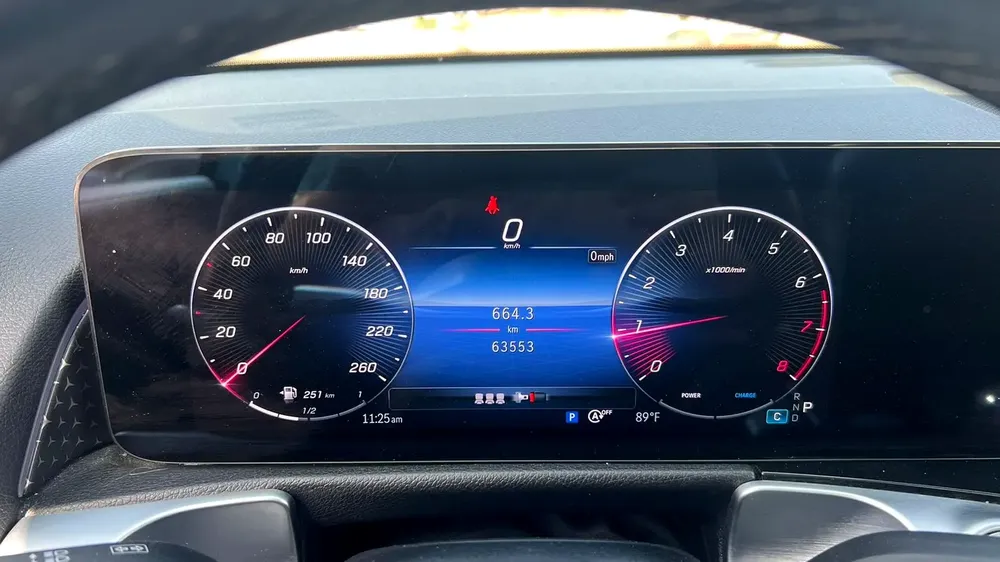 2024 Mercedes-Benz GLB 250 4MATIC - American Specs - GCC Ready! - Image 8