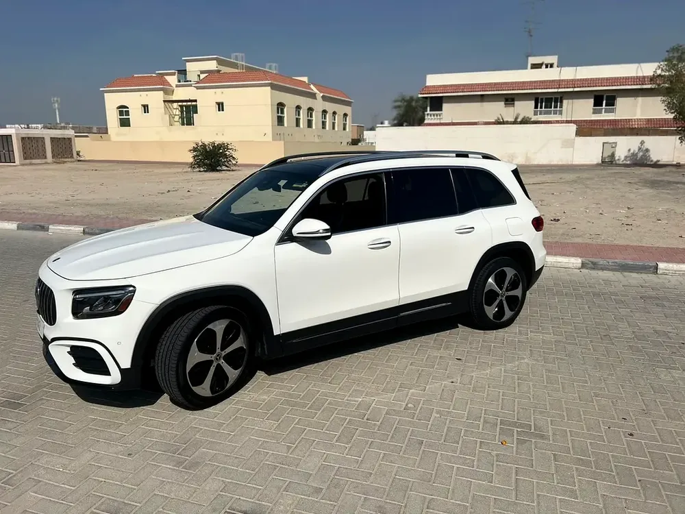 2024 Mercedes-Benz GLB 250 4MATIC - American Specs - GCC Ready! - Image 9