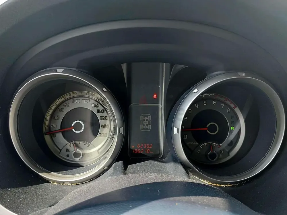AED 2193/month | 2015 Mitsubishi Pajero  | GCC Specs | Ref#461617 - Image 12