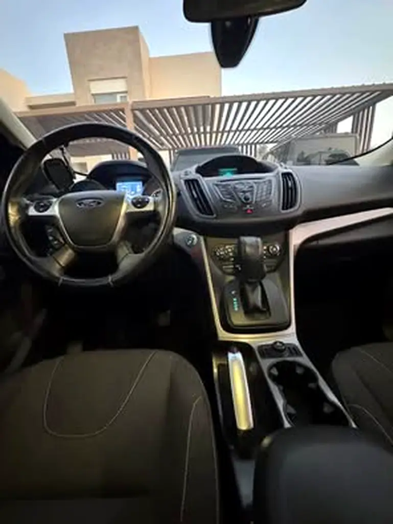 Ford Escape 2016 GCC Specs - Image 5