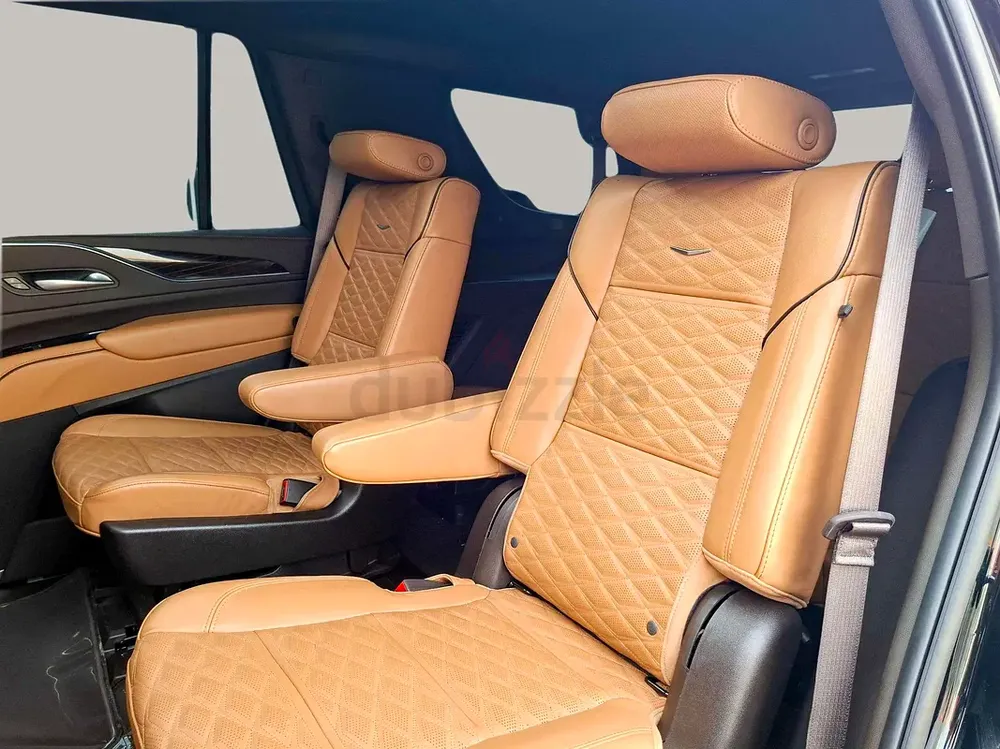 AED 5774/month | 2024 Cadillac Escalade Sport Platinum | GCC Specs | Ref#456357 - Image 12