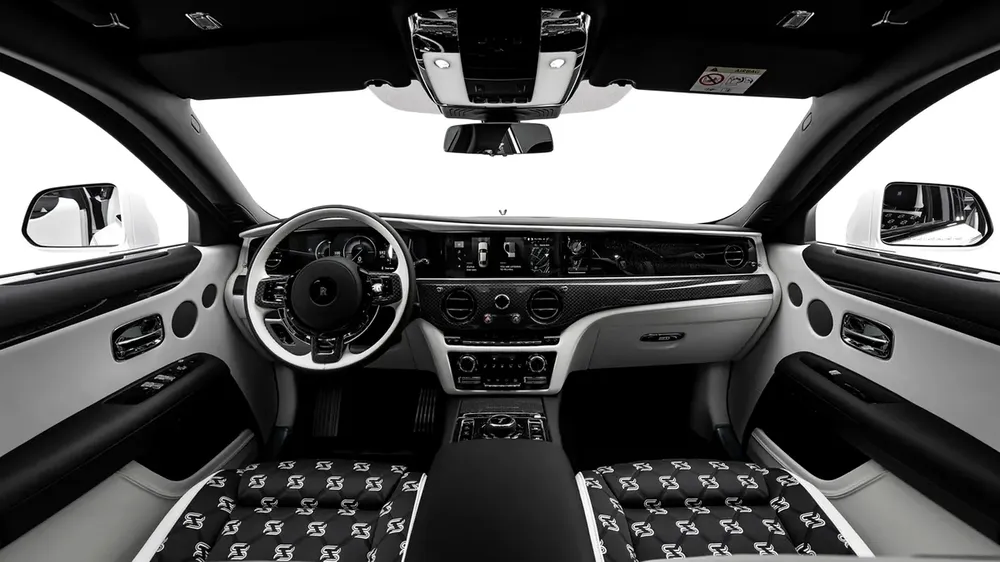 Rolls-Royce Ghost Black Badge - 2026 - GCC - Under Warranty and Service Contract - Image 11