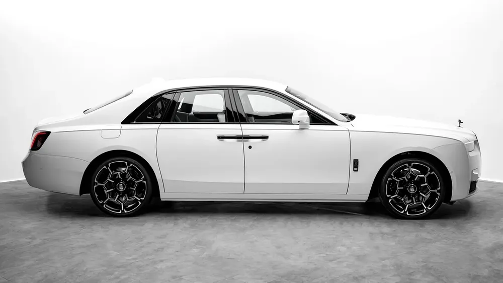 Rolls-Royce Ghost Black Badge - 2026 - GCC - Under Warranty and Service Contract - Image 17