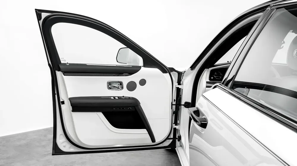 Rolls-Royce Ghost Black Badge - 2026 - GCC - Under Warranty and Service Contract - Image 7