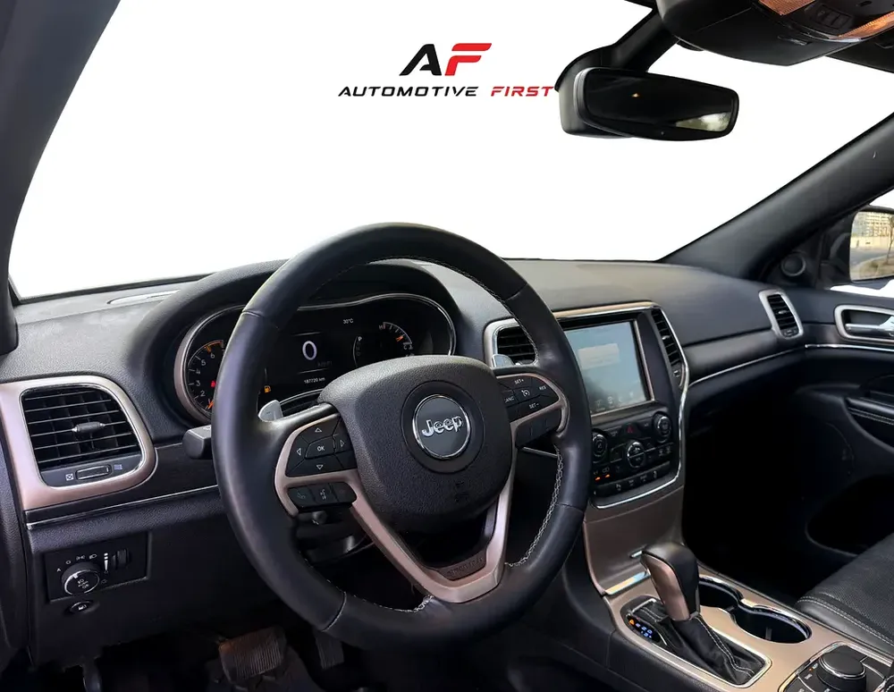 2017 Jeep Grand Cherokee Limited 5.7L V8 | GCC Specs | Excellent Condition - Image 5