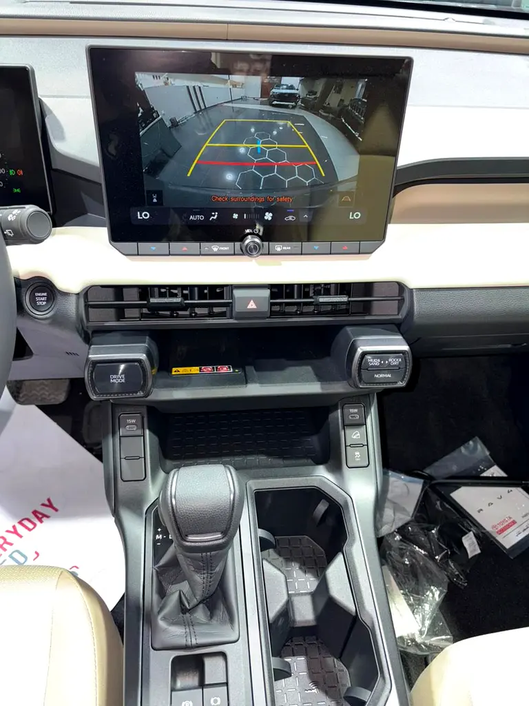 Toyota Rav 4 XLE 2026 - GCC Specs - Brand New! - Image 9