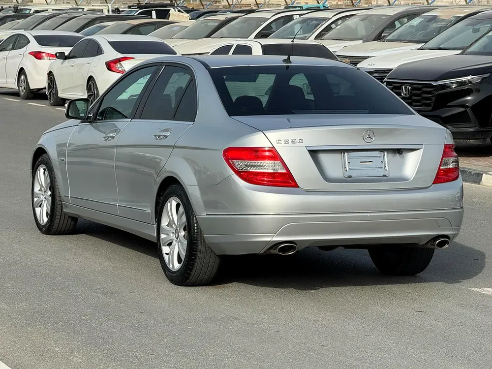 Mercedes-Benz C-Class C250, 2008, Auction Grade 4/bJapanese Specs - Image 4