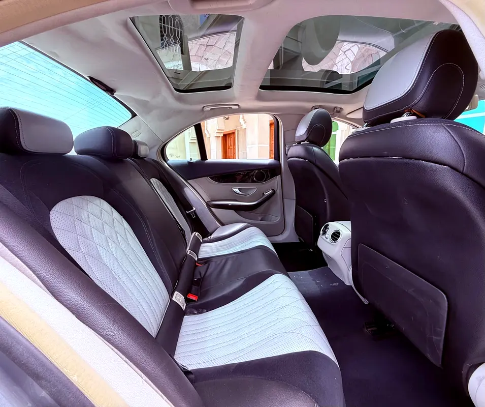 مرسيدس بنز C200 خليجي فل اوبشن Mercedes-Benz C200, 2015, GCC Specs - Excellent Condition - Image 10