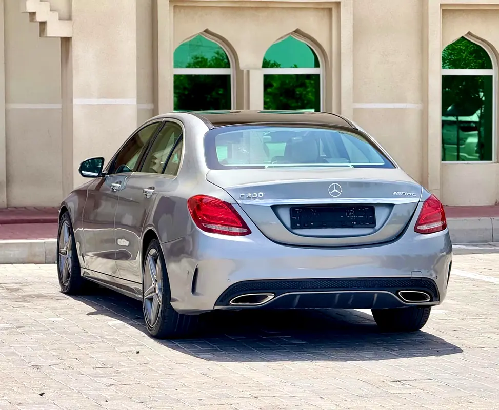 مرسيدس بنز C200 خليجي فل اوبشن Mercedes-Benz C200, 2015, GCC Specs - Excellent Condition - Image 4