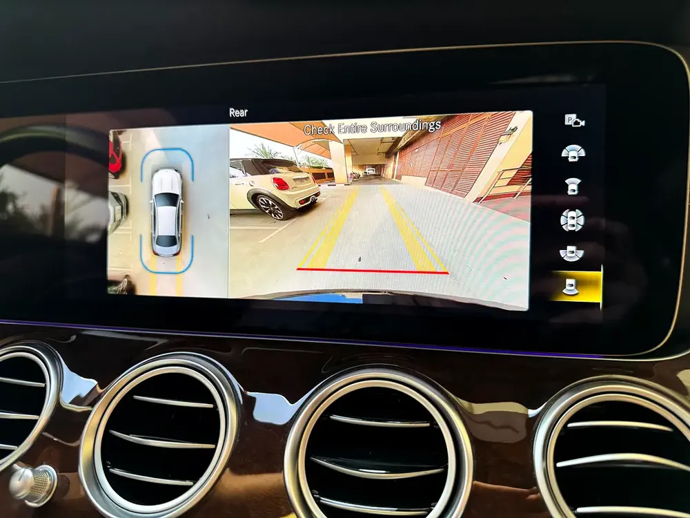 2023 Mercedes-Benz E-Class E 350 - Pristine Condition - US Specs - Image 8