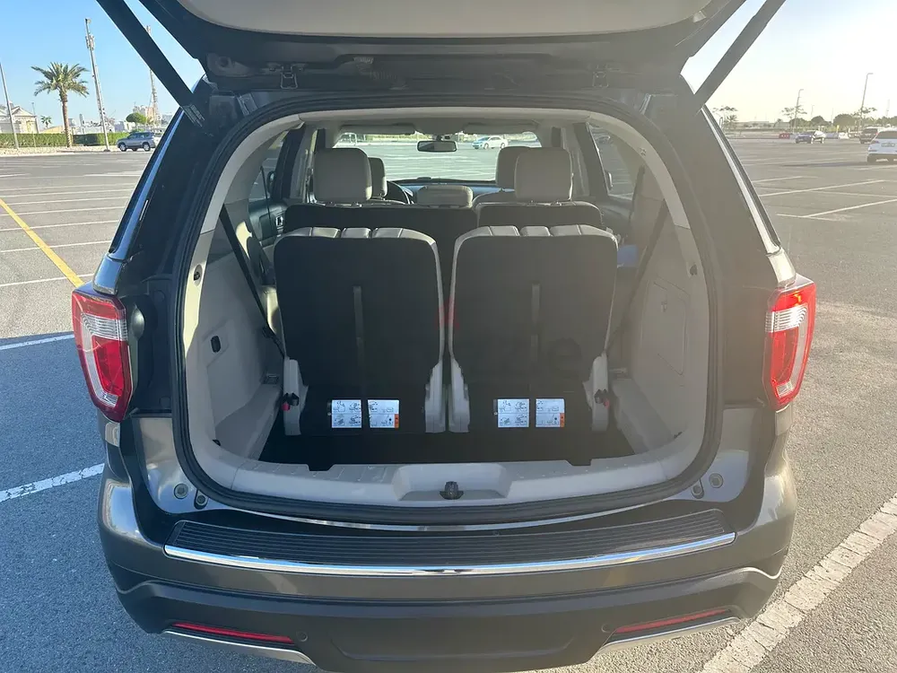 2018 Ford Explorer XLT | GCC Specs | Well Maintained - Image 7