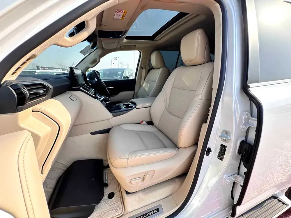 2024 (RIGHT HAND DRIVING) LAND CRUISER 300 ZX 3.5L PETROL 7-SEATS BRAND NEW 0KM FOR EXPORT ONLY - Image 13