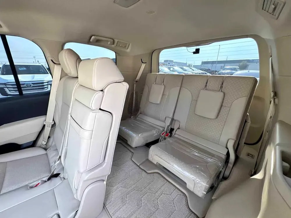 2024 (RIGHT HAND DRIVING) LAND CRUISER 300 ZX 3.5L PETROL 7-SEATS BRAND NEW 0KM FOR EXPORT ONLY - Image 14