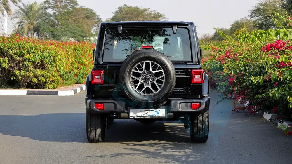 2025 JEEP WRANGLER UNLIMITED SAHARA I4 2.0T 4X4 GCC  With 3 Years Or 60,000 Km Warranty - Image 6