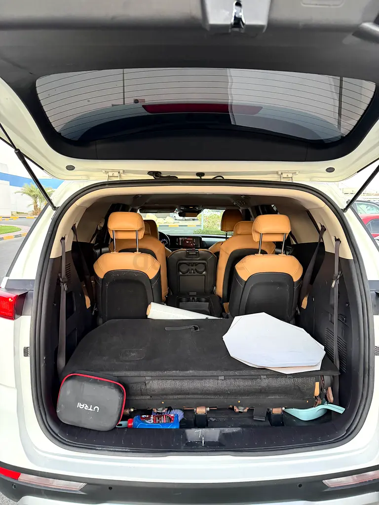 Kia Carnival 2021 | Korean Specs | Spacious Family Minivan - Image 4