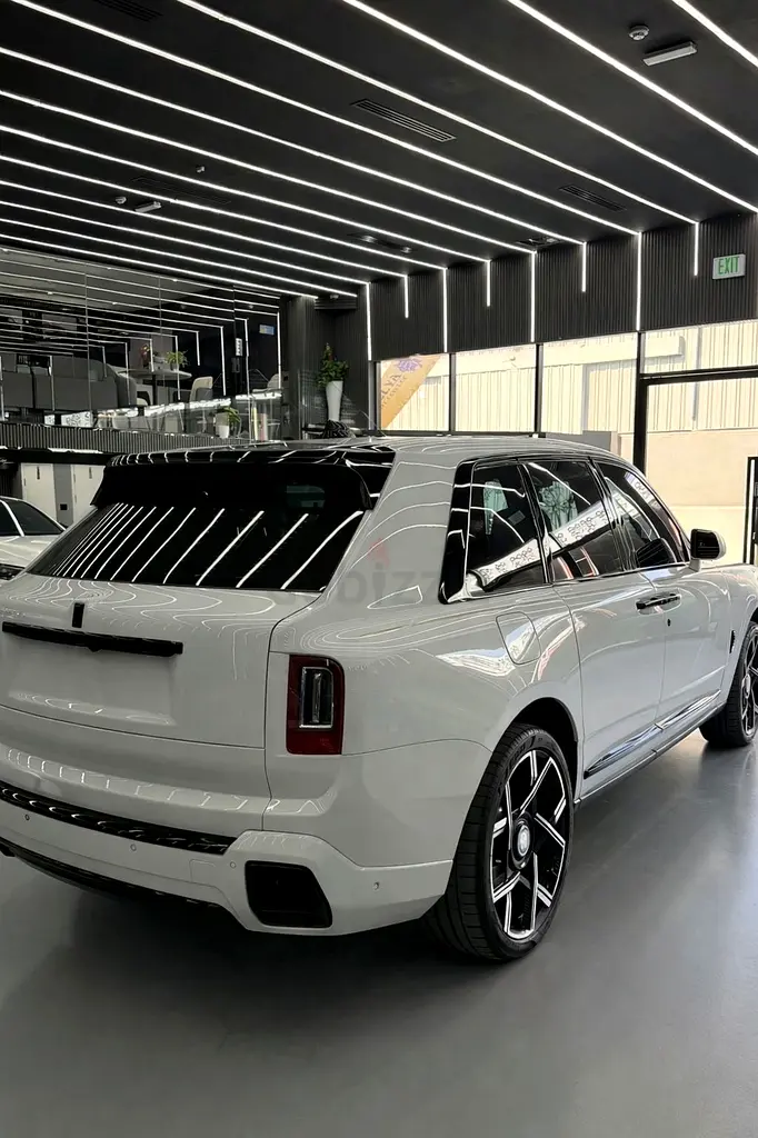 2019 Rolls-Royce Cullinan Black Badge | GCC Specs | Pristine Condition - Image 5