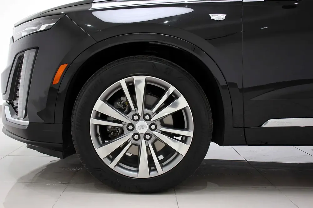 2022 Cadillac XT6 Premium Luxury - GCC Specs - Excellent Condition - Image 6