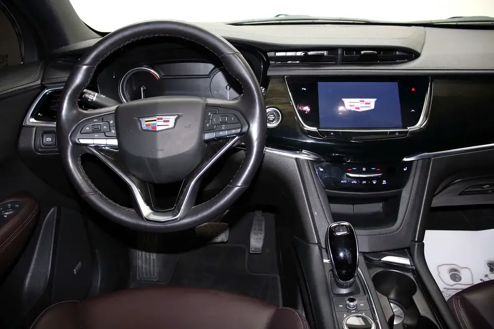 2022 Cadillac XT6 Premium Luxury - GCC Specs - Excellent Condition - Image 8