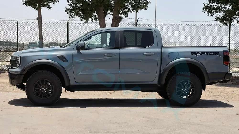 ( Only For Export ) 2025 Ford Ranger Raptor 2.0L Bi-Turbo 4X4 GCC BRAND NEW - Image 19