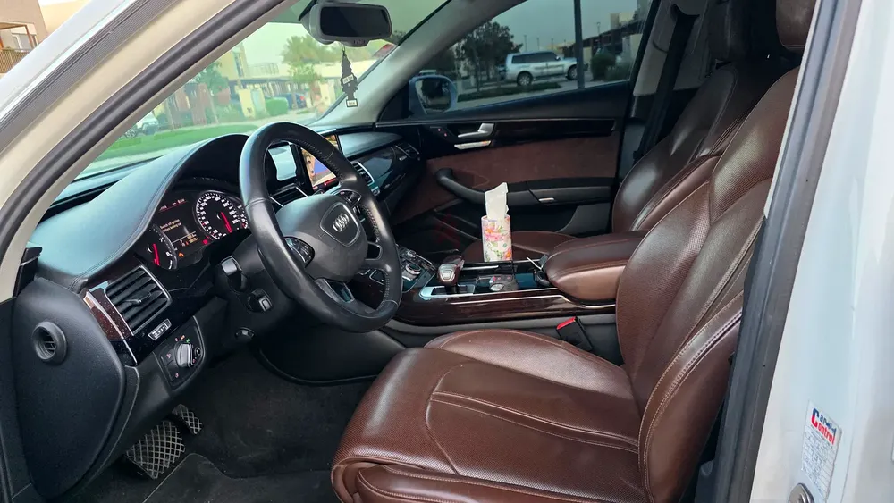 Perfect driving condition Audi A8 L - Image 7