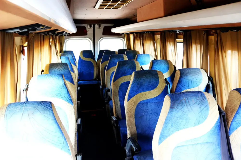 VOLKWAGEN CRAFTER 2008 DIESEL 22 PASSENGER - Image 13