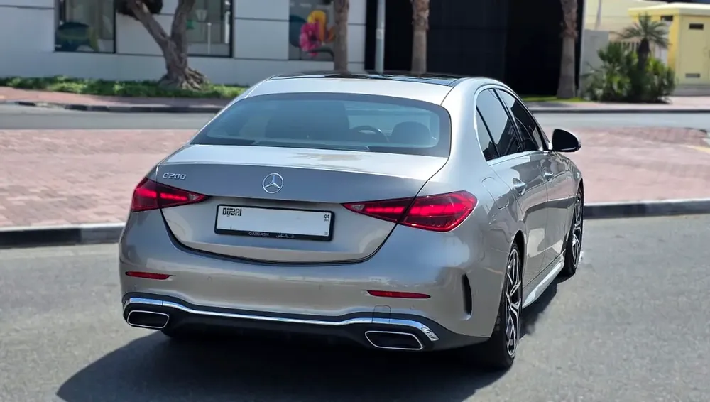 Mercedes-Benz C200 GCC Specs AED 4,550 / M Lease to own & In-house Finance Available - Image 7