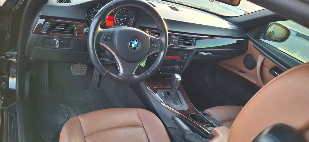 BMW 3-Series 328i 2013 - Japanese Specs convertible E-93 - Image 12