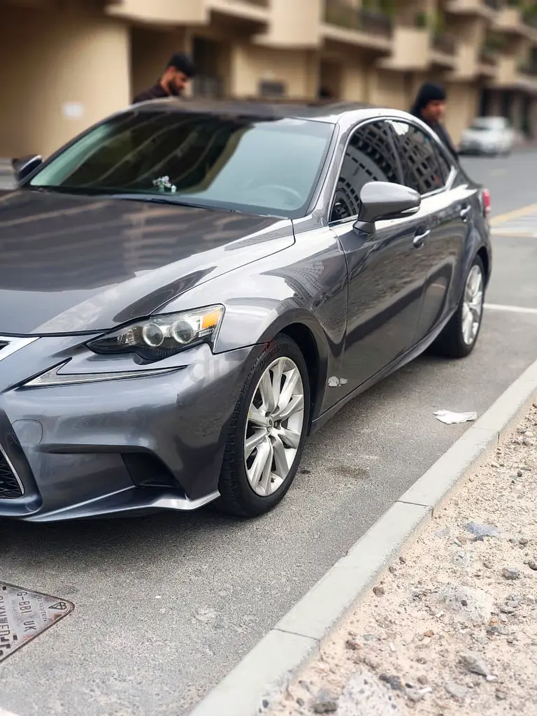Lexus is - Image 6