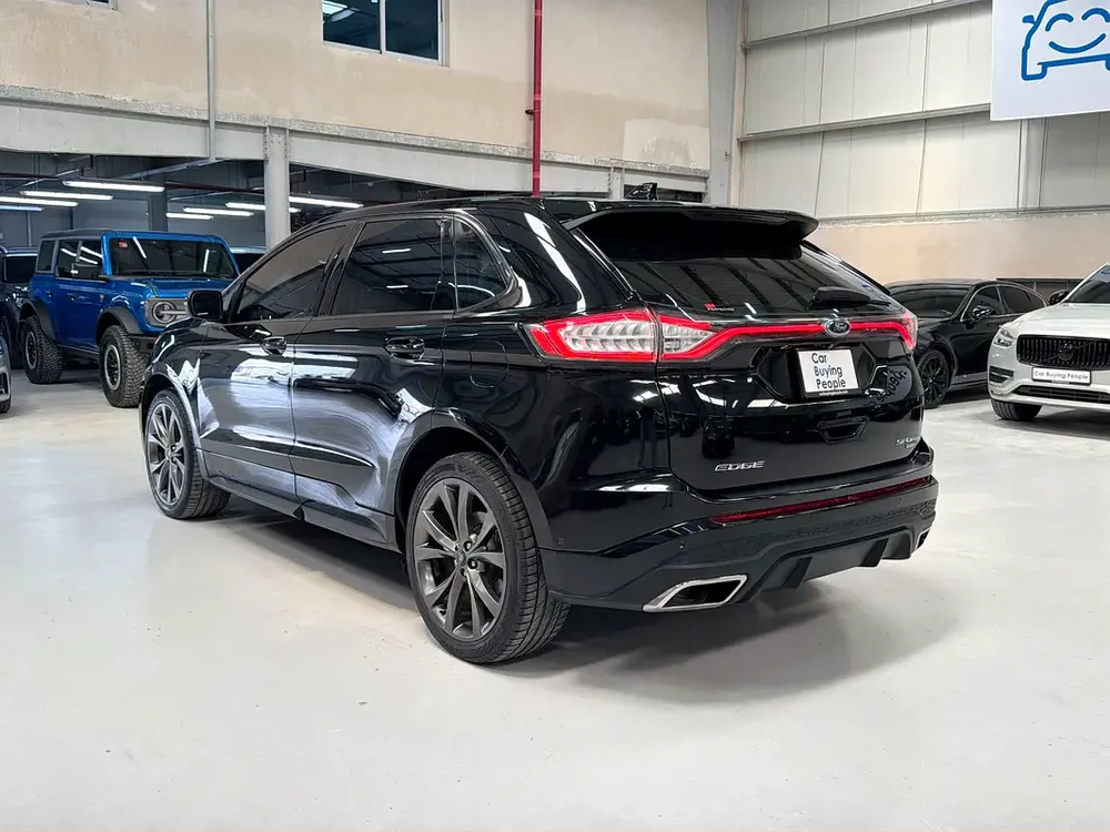 1,259pm Zero down Available Ford Edge Sport GCC Specs - Well Maintained - Image 5